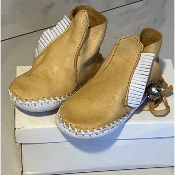 VTG 80s Minnetonka Moccasins Infant Sz 2 Deer Suede w/ Box Leather Crib Shoe EUC - Picture 3 of 10